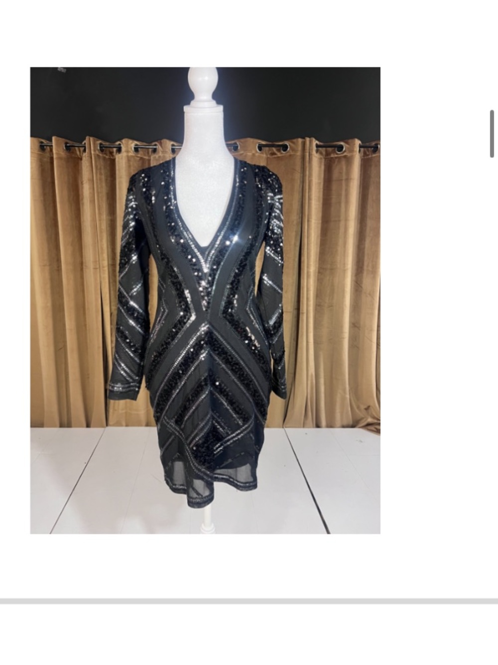 Express Black Sequin V-Neck Long Sleeve Dress